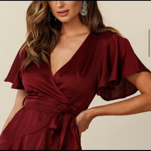 Maroon Saints + secrets ruffle sleeve party dress - Picture 4 of 7